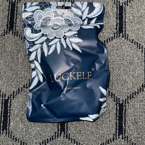 Sparkling Rhinestone Fishnet Tights - Picture 2 of 2